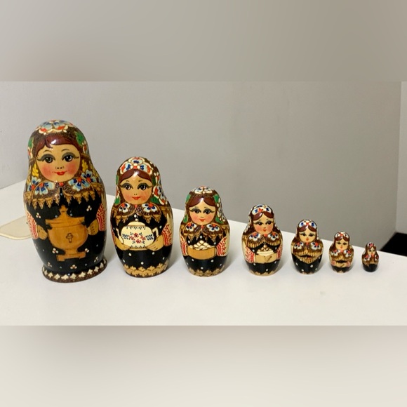 Vtg Soviet Era USSR Russian Female 7 Generation Textured Matryoshka Dolls - Picture 10 of 16